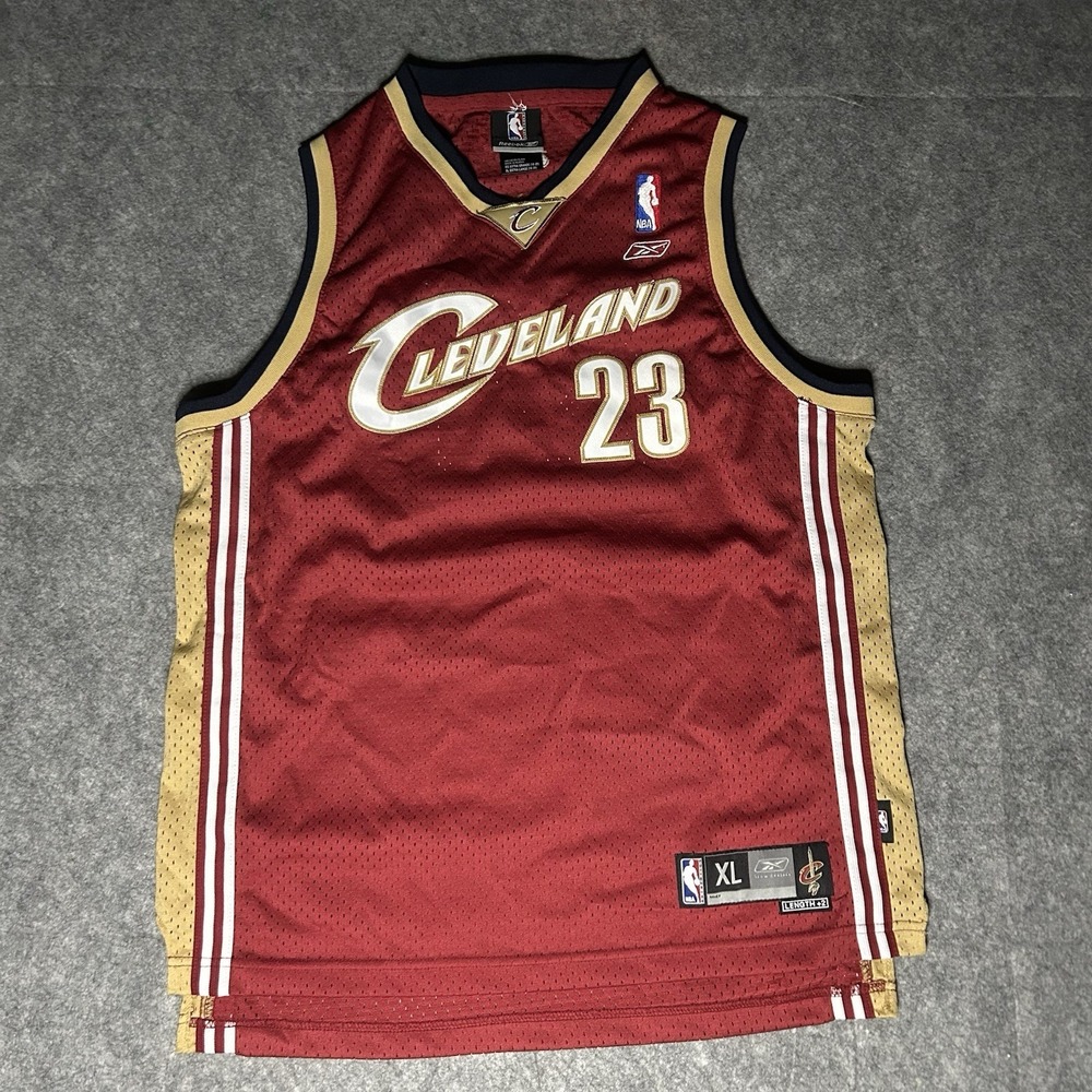 Vtg LeBron James Cleveland Cavaliers Reebok Jersey (Youth XL) (Men's S)